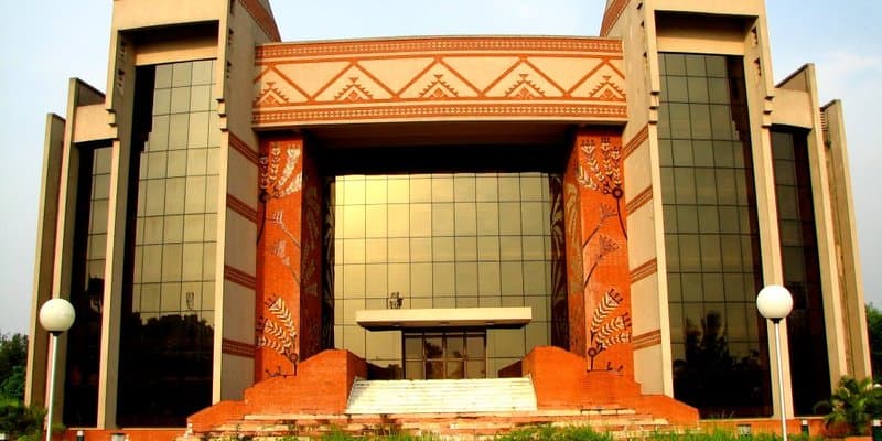 IIM Calcutta - Indian Institute of Management campus
